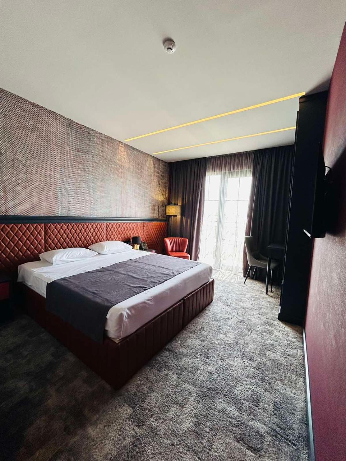 Solomon Hotel Kutaisi Luaran gambar