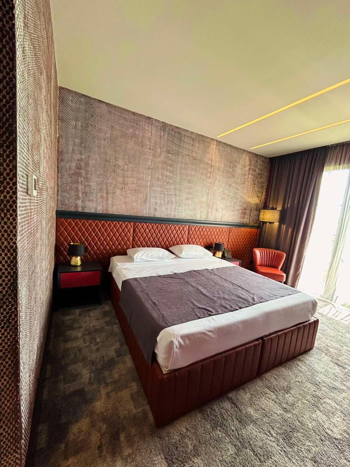 Solomon Hotel Kutaisi Luaran gambar