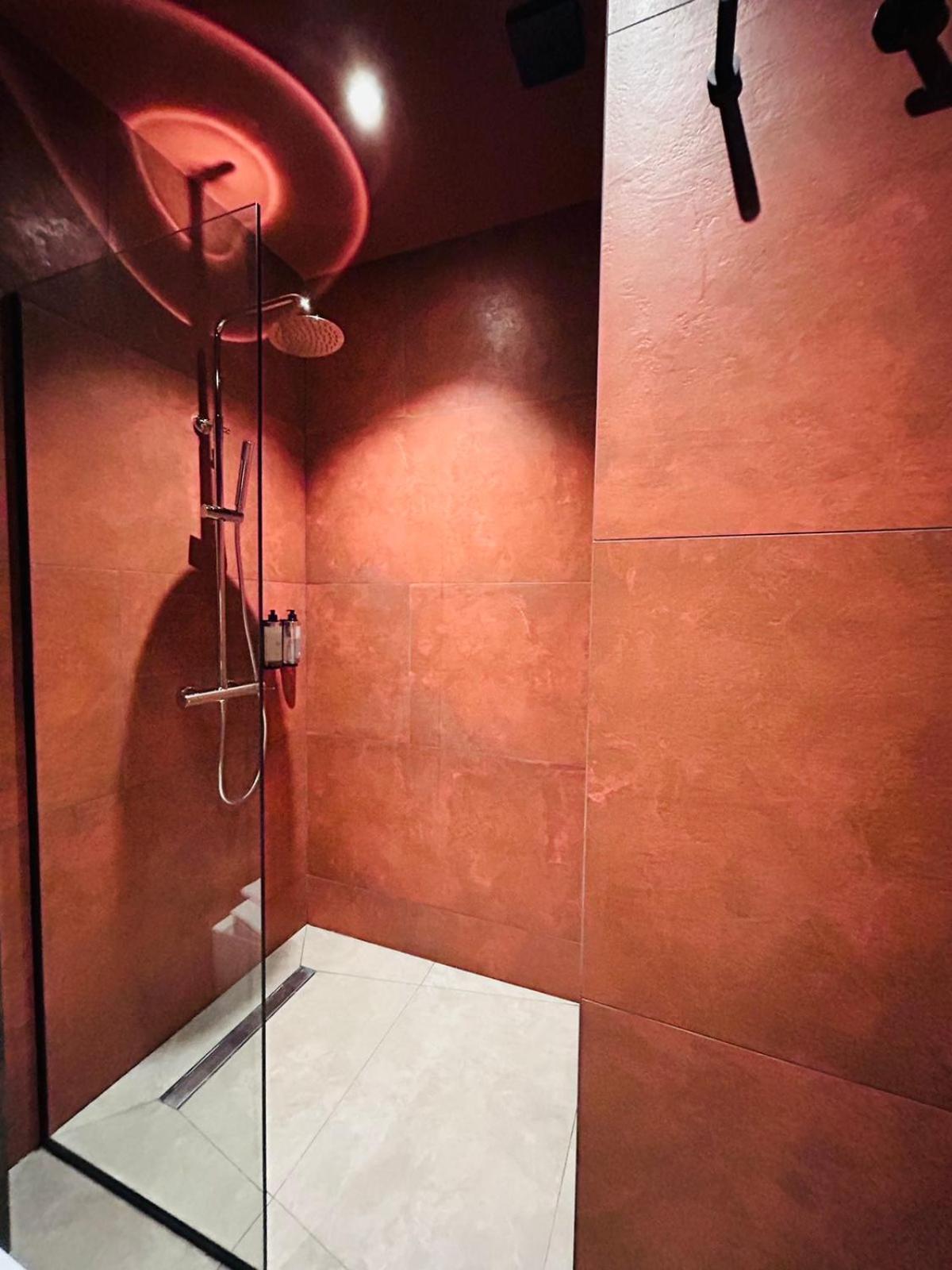 Solomon Hotel Kutaisi Luaran gambar